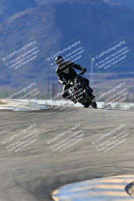 media/Jan-09-2022-SoCal Trackdays (Sun) [[2b1fec8404]]/Turns 9 and 8 (920am)/